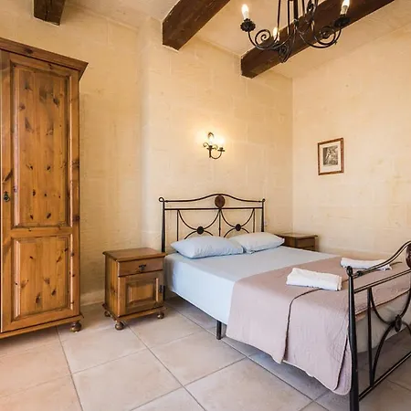 4 Bedroom Farmhouse With Private Pool & Views Nadur Exterior photo