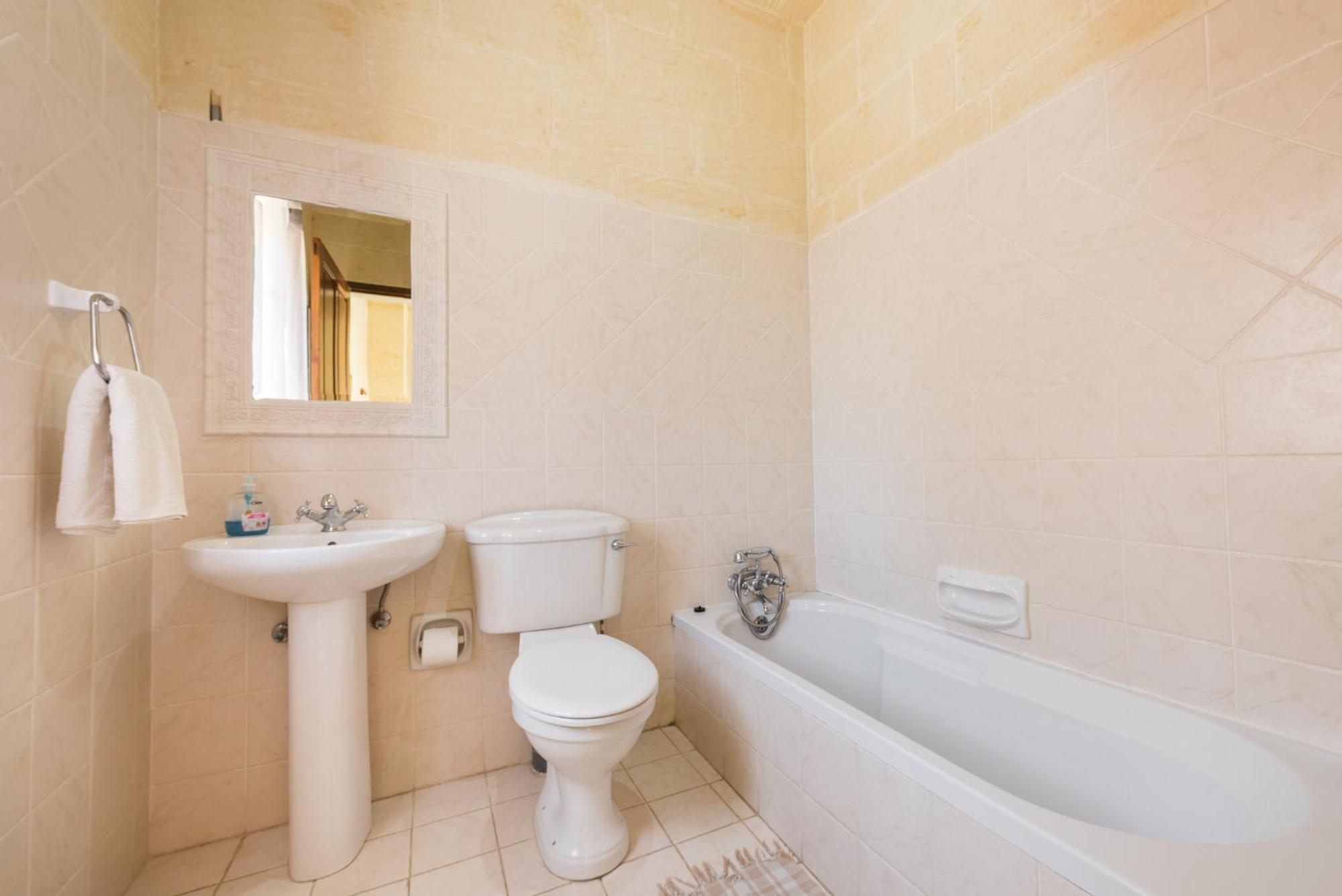 Casa vacanze 4 Bedroom With Private Pool & Views *